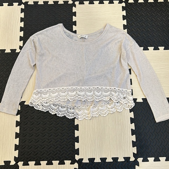 Abercrombie & Fitch Womens Top sz M Beige Dolman Sleeve Lace Trim Round Neck - Picture 3 of 11